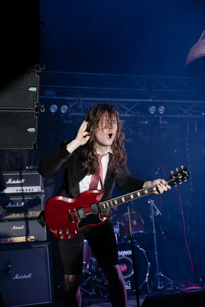 festikycz music live festival 4 683x1024